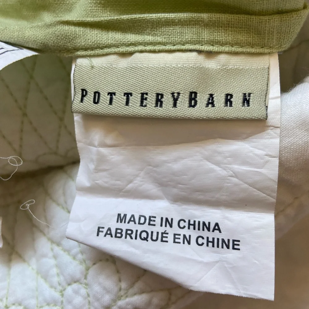 (1) Pottery Barn linen sham